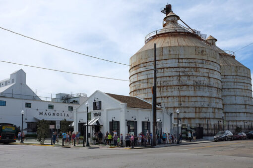 Pioneer Woman Mercantile & Magnolia Market at the Silos - Image 5
