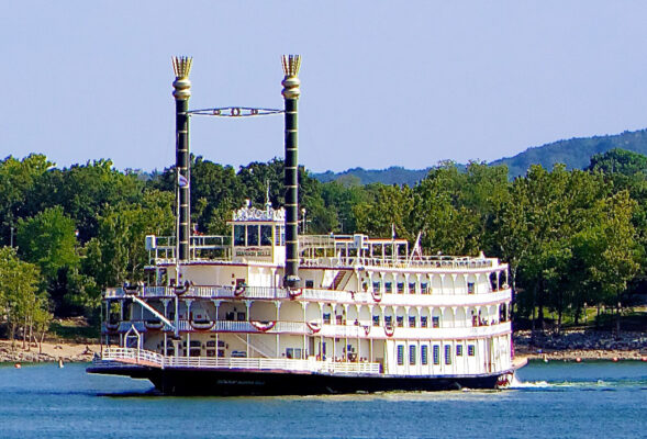 Branson Belle